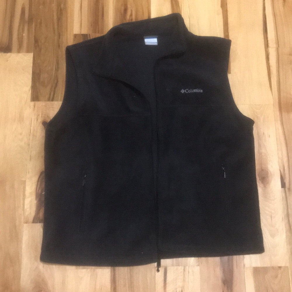 Black Columbia vest
